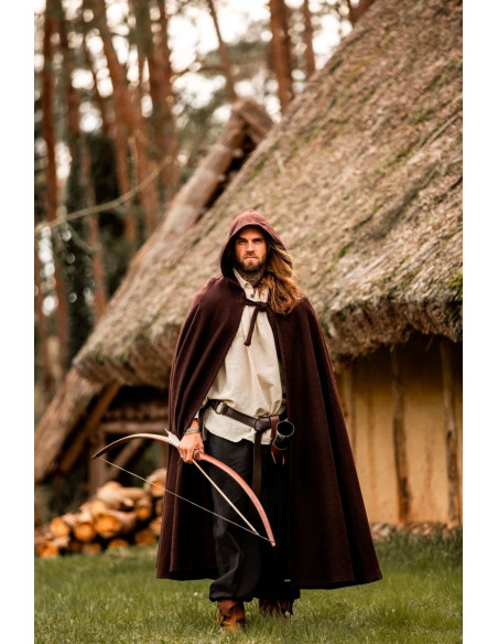 Lungo mantello medievale modello...