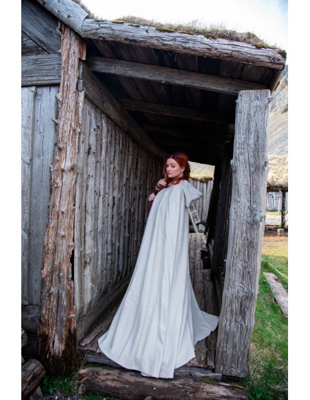 Mantella medievale in lana modello...