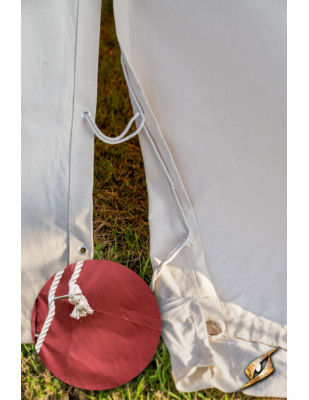Tenda rossa medievale per guerrieri,...