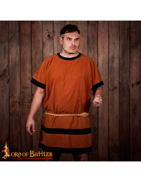 Tracolla balearica con lacci intrecciati