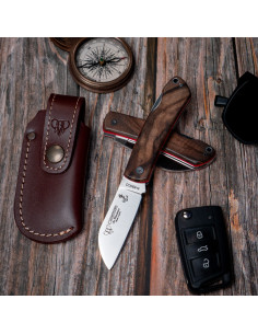 Coltello tascabile in noce turco con fodero
