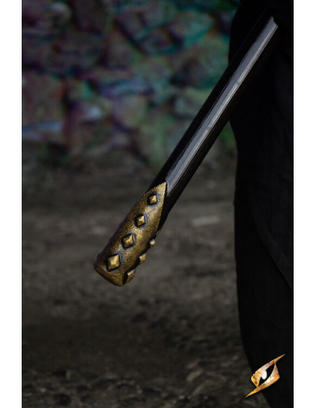 Lancia runica lunga in lattice per...