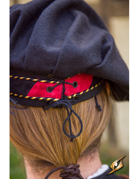 Parlota da menestrello medievale in...