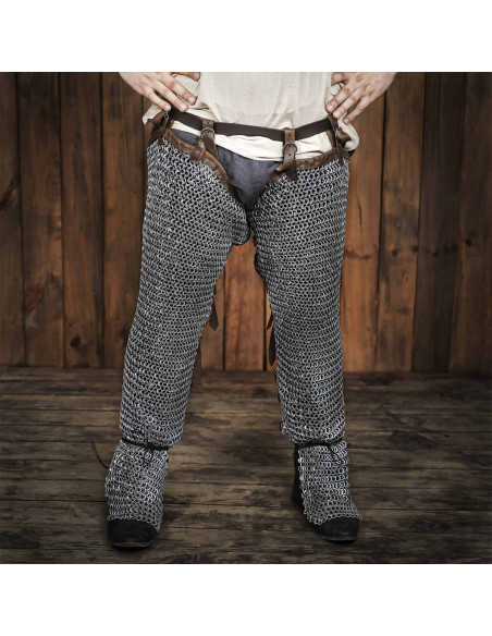 Gambe in cotta di maglia in acciaio...