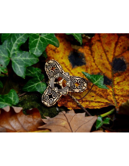 Spilla vichinga con trifoglio in...