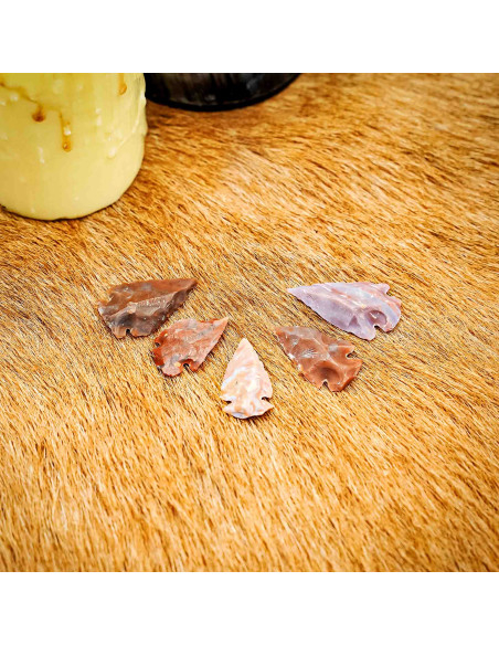 Punta di freccia in pietra selce...