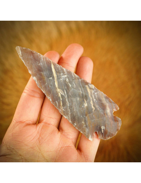 Punta di freccia in pietra selce...