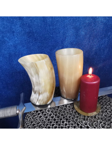 Set di 2 bicchieri vichinghi in corno...