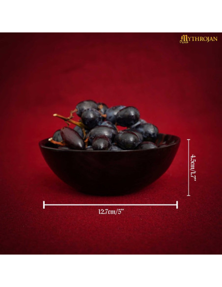 Set di 4 ciotole medievali in corno...