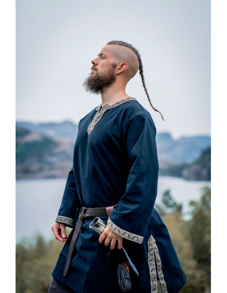 Tunica medievale Halvor, colore nero