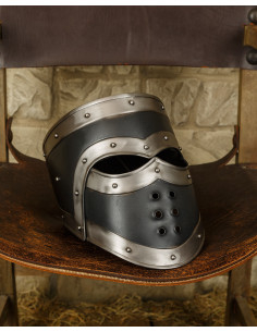 Casco medieval in acciaio annerito modello Edward 2