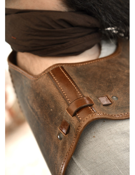 Pettorale medievale in cuoio modello...