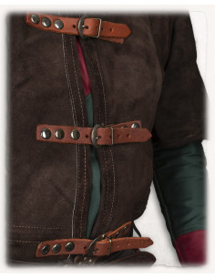 Gilet medievale lungo in suede modello Garen, color marrone 2