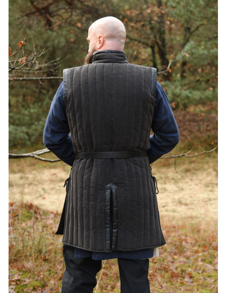 Gambesón medieval senza maniche...