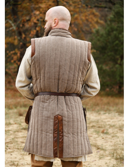 Gambesón medieval senza maniche...