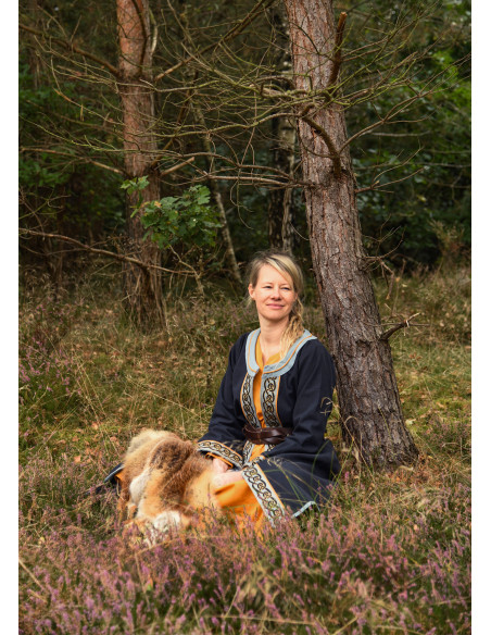 Abrigo vichingo ricamato modello...