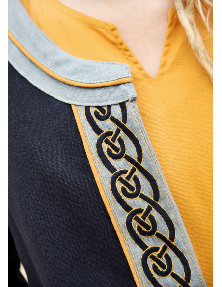 Abrigo vichingo ricamato modello...