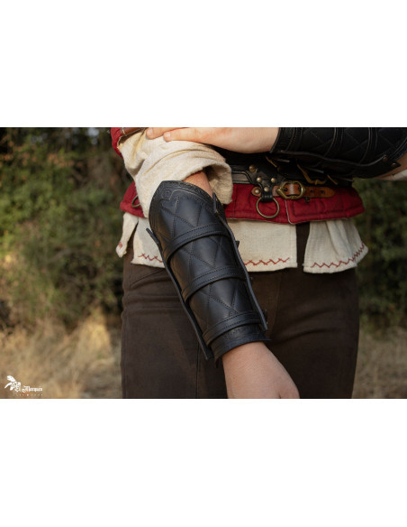 Bracciali medievali, secoli XVII e...