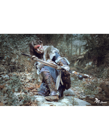 Grebe vichinghe Barbariche con incisioni