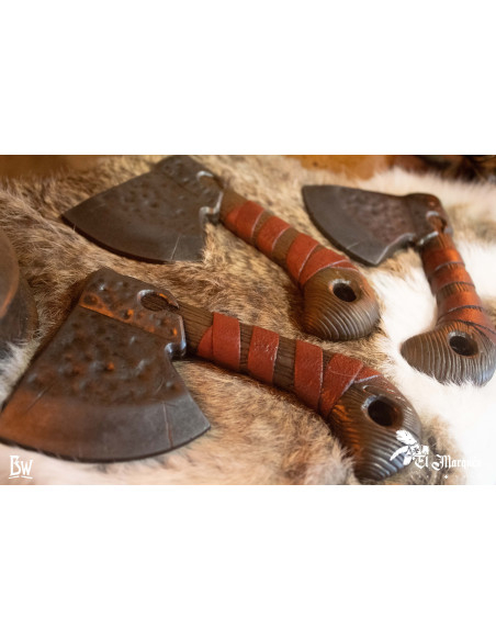 Ascia da lancio Savage per LARP