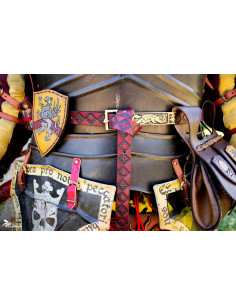 Cintura teschi-croci fantasia in cuoio rosso