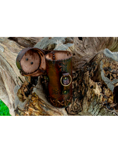 Porta lattine medievale invecchiato