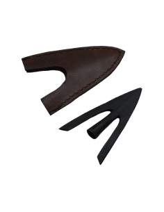 Punta di freccia medievale, coda di rondine, con fodero...