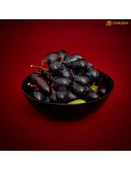 Set di 2 ciotole medievali in corno...