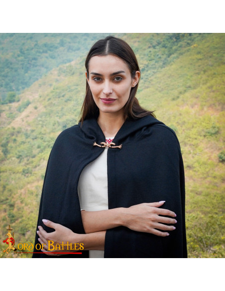 Chiusura di mantello celtico...