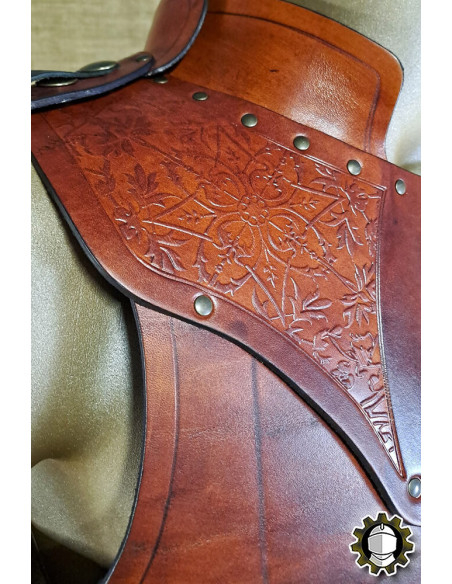 Pettorale medievale in pelle modello...