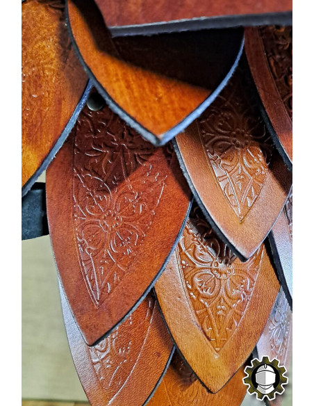 Spalliere medievali in pelle modello...