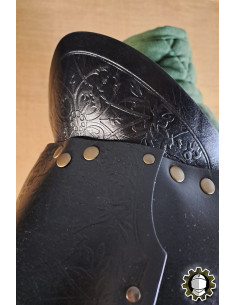 Spalline medievali in pelle modello Brian, colore nero 2
