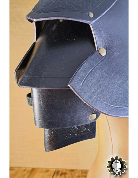 Spalline medievali in pelle modello...