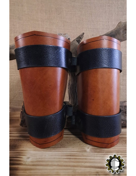 Bracciali medievali in pelle modello...