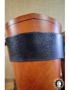 Bracciali medievali in pelle modello Ragnall, colore marrone 2