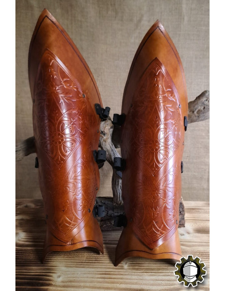 Grebas medievali in pelle modello...