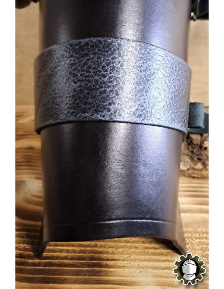 Grebe medievali in pelle modello...