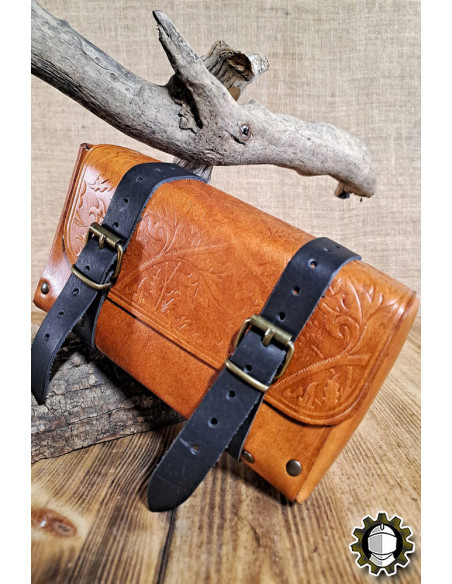 Borsa medievale in pelle modello...