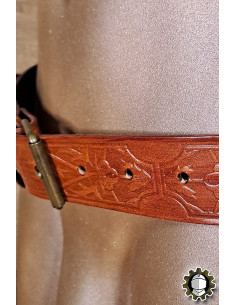 Cintura medieval in pelle modello Severian, colore marrone 2
