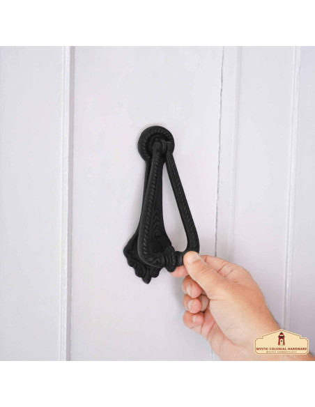 Maniglia per porta medievale con...