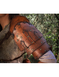 Spalliera in pelle invecchiata modello Pellegrino 2