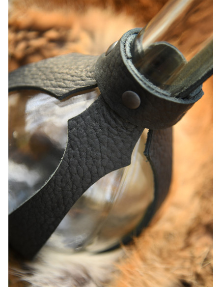 Bottiglia in vetro con collo lungo e...