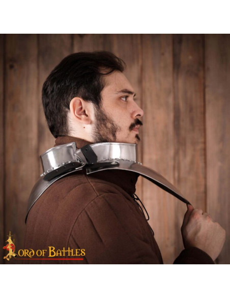 Gorgiera da cavaliere medievale,...