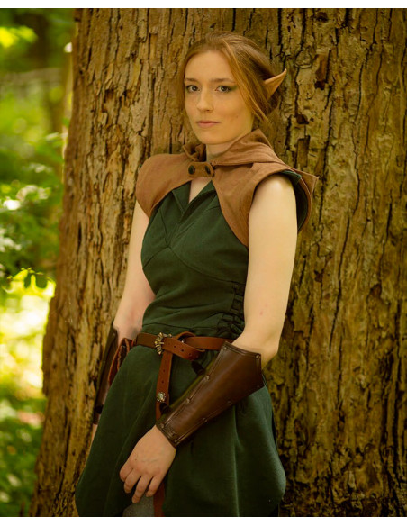 Coprispalla medievale con cappuccio...