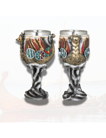 Coppa medievale in resina modello...