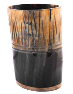 Tazza medievale in corno e legno (11 cm.)