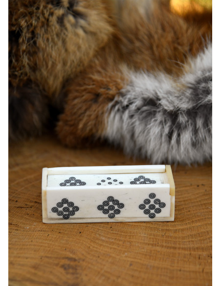 Scatolina Vikinga realizzata in osso Scatolina Vikinga realizzata in osso