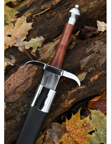 Daga medieval con fodero (57,5 cm.)