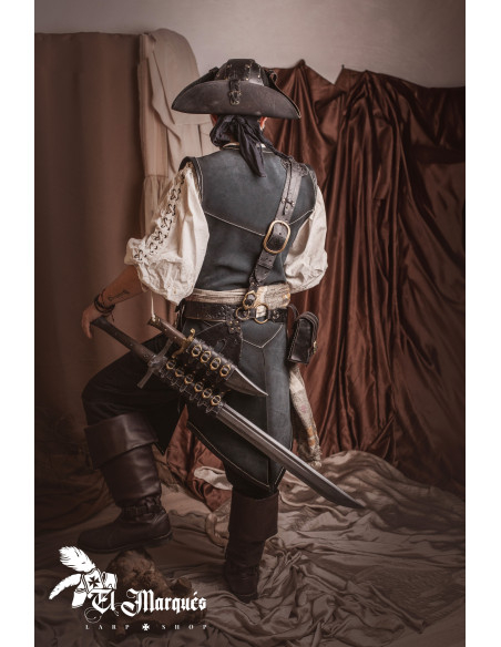 Cuoio nero per pirati, uomini