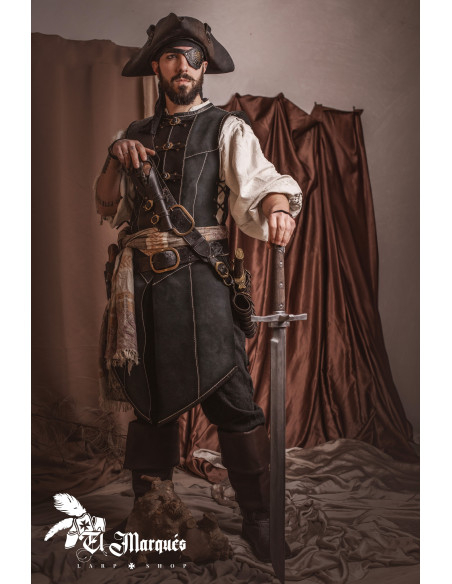 Cuoio nero per pirati, uomini